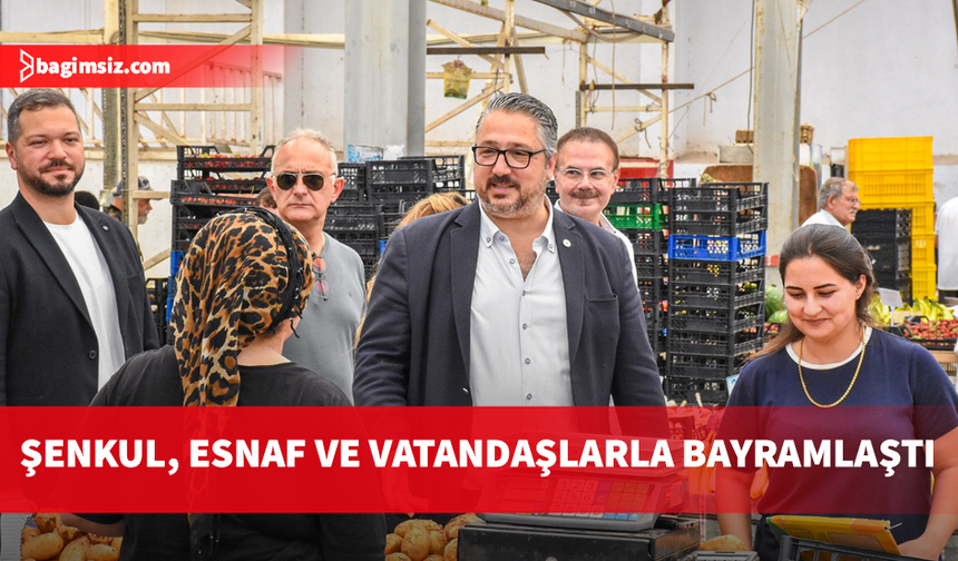 Şenkul, Çarşamba Pazarı esnafı ve vatandaşın bayramını kutladı