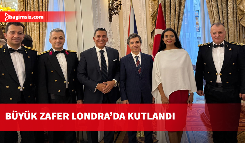 Büyük Zafer Londra’da kutlandı