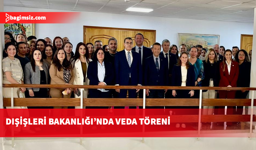 Dışişleri Bakanı Ertuğruloğlu’ndan emekli olan Lakadamyalı’ya teşekkür plaketi