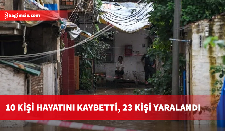 Çin'in kuzeybatısındaki turistik bölgede sel meydana geldi