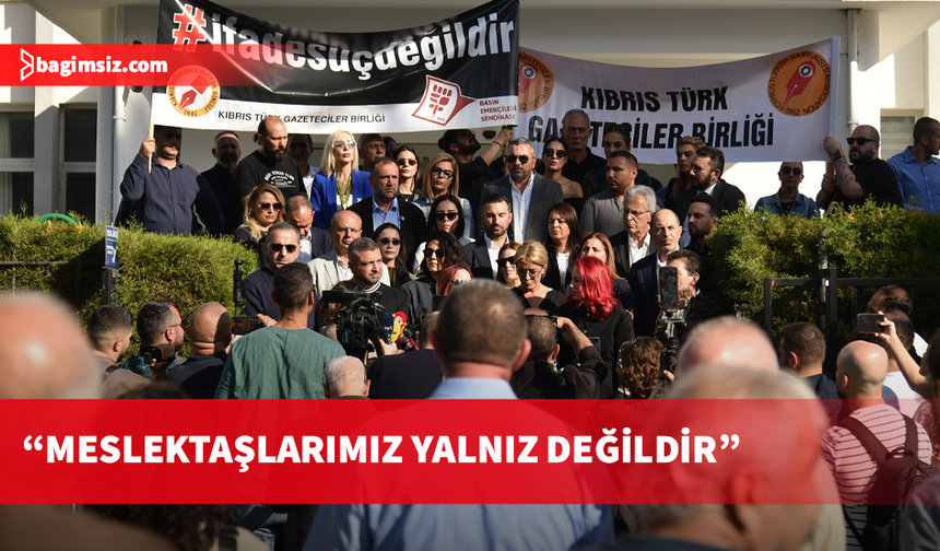 Basın çalışanlarına şiddet: Basın örgütleri Lefkoşa Polis Müdürlüğü önünde toplandı